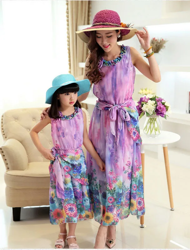 New 2017 Mother and Daughter Dress Matching Clothes Long Bohemian Summer Dresses Family Beach Dress Chiffon Girls Women Dress
New 2017 Mother and Daughter Dress Matching Clothes Long Bohemian Summer Dresses Family Beach Dress Chiffon Girls Women Dress