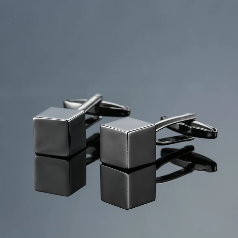 Mens Shirt Cufflinks smooth Cuff links Groom Suit black Metal Cube Cufflinks High Quality Best Wedding party Gift
Mens Shirt Cufflinks smooth Cuff links Groom Suit black Metal Cube Cufflinks High Quality Best Wedding party Gift