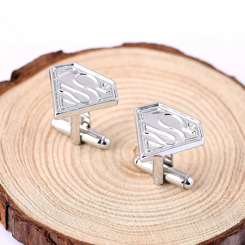 High quality Superman Style Triangle S logo Silver Plated Cuff Links Shirt Cuff Button fashion Cufflinks For Mens
High quality Superman Style Triangle S logo Silver Plated Cuff Links Shirt Cuff Button fashion Cufflinks For Mens