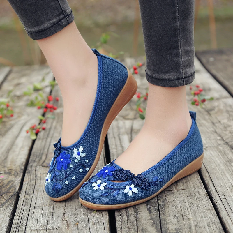 Flowers Appliques Women Linen Slip on Ballet Flats Breathable Fabric Ladies Casual Chinese Shoes ballerina
Flowers Appliques Women Linen Slip on Ballet Flats Breathable Fabric Ladies Casual Chinese Shoes ballerina