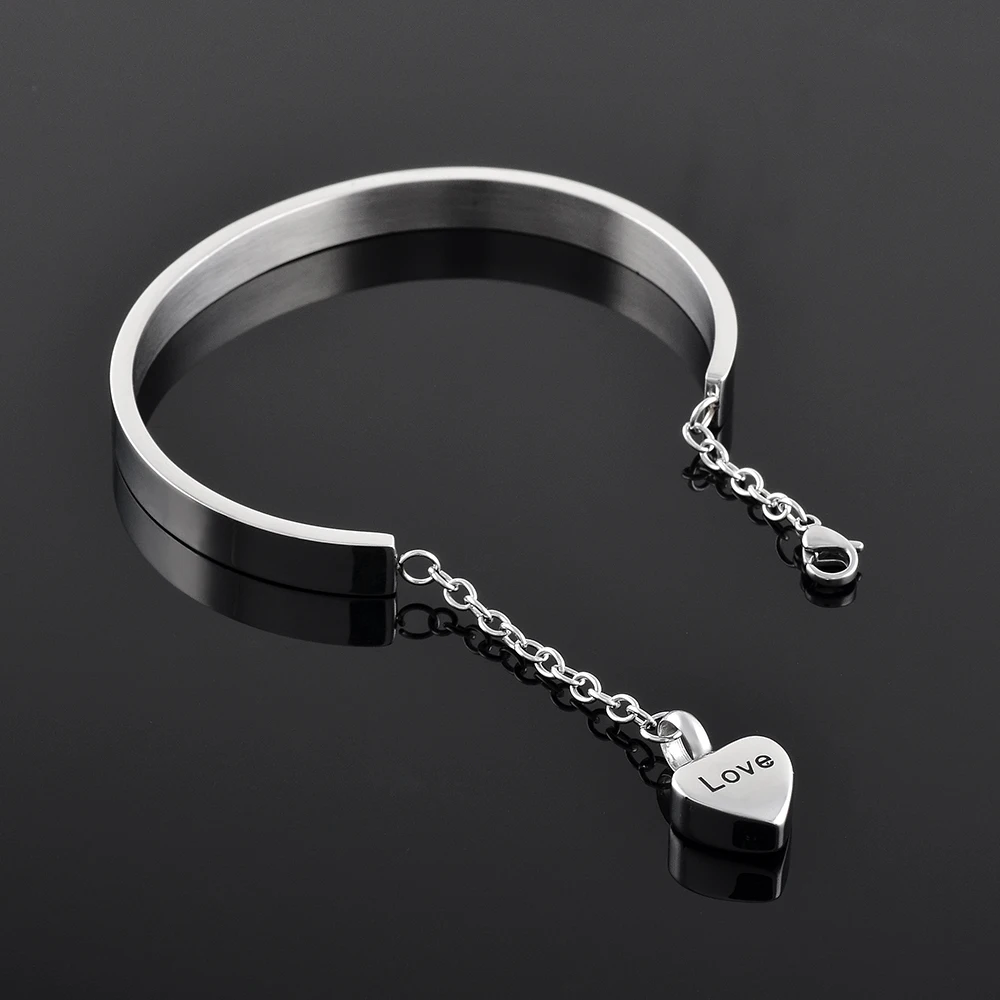 IJB5088 Shiny polishing silver heart charm memorial urn ashes holder keepsake jewelry engraving chain cremation bracelet bangles
IJB5088 Shiny polishing silver heart charm memorial urn ashes holder keepsake jewelry engraving chain cremation bracelet bangles