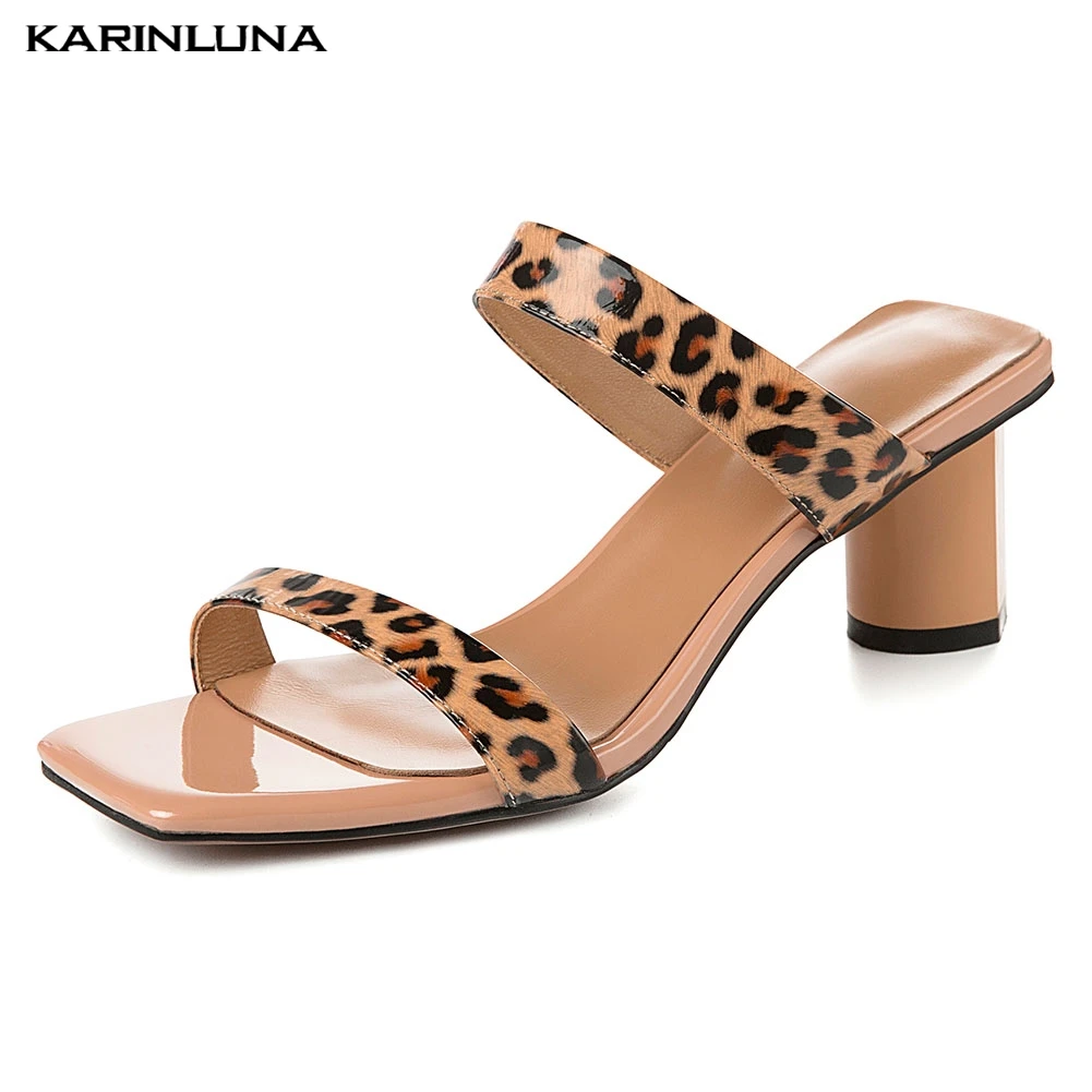 KARINLUNA 2019 Women Shoes Big Size 33-42 Genuine Leather Fashion Sexy Leopard Party Summer Sandals Shoes Woman
KARINLUNA 2019 Women Shoes Big Size 33-42 Genuine Leather Fashion Sexy Leopard Party Summer Sandals Shoes Woman