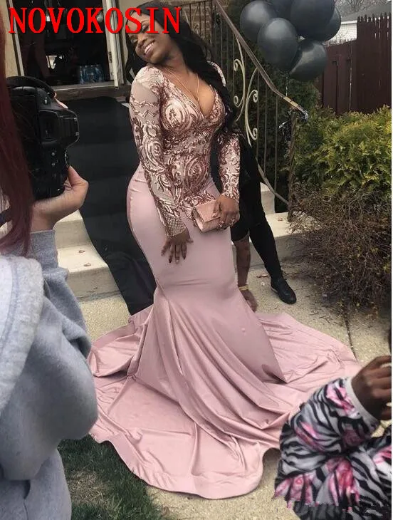 Plus Size Long Sleeve Mermaid Prom Dresses 2019 New Lace Sequined Deep V Neck Sweep Train Satin Formal Evening Dress Party Gowns
Plus Size Long Sleeve Mermaid Prom Dresses 2019 New Lace Sequined Deep V Neck Sweep Train Satin Formal Evening Dress Party Gowns