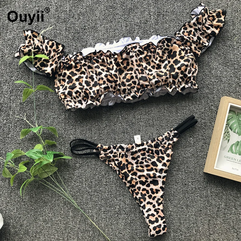 2019 New Bikini Suit Leopard Print Fashion Bikini oOe Shoulder Short Sleeve Bikini Ladies Split Leopard Swimsuit
2019 New Bikini Suit Leopard Print Fashion Bikini oOe Shoulder Short Sleeve Bikini Ladies Split Leopard Swimsuit