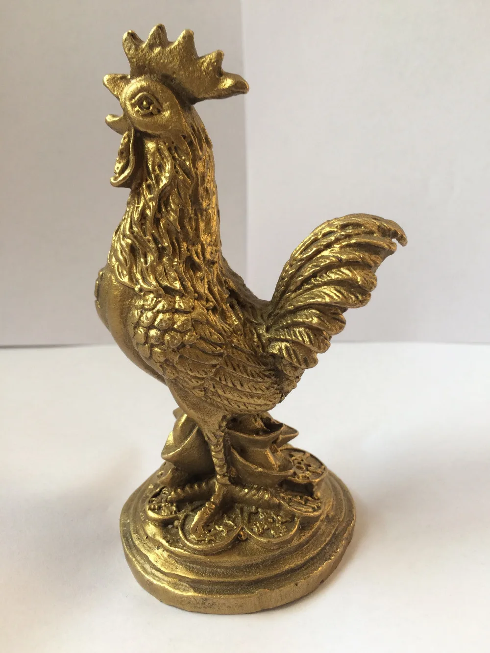 

TNUKK chinese fengshui brass wealth money coin yuanbao animal Chicken Rooster statue metal handicraft