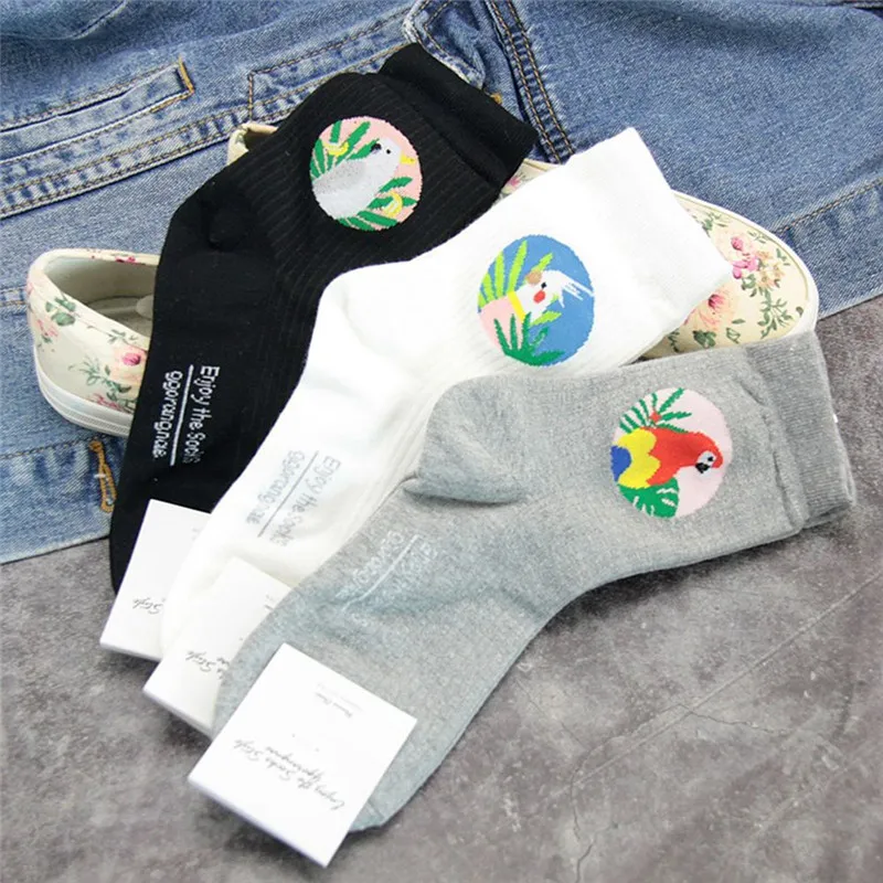 Art Retro Cute Meias Bird Vintage Socks Women Kawaii Funny Socks Cartoon Harajuku Calcetines Divertidos Japan Mujer 1PC Hot Sale
Art Retro Cute Meias Bird Vintage Socks Women Kawaii Funny Socks Cartoon Harajuku Calcetines Divertidos Japan Mujer 1PC Hot Sale