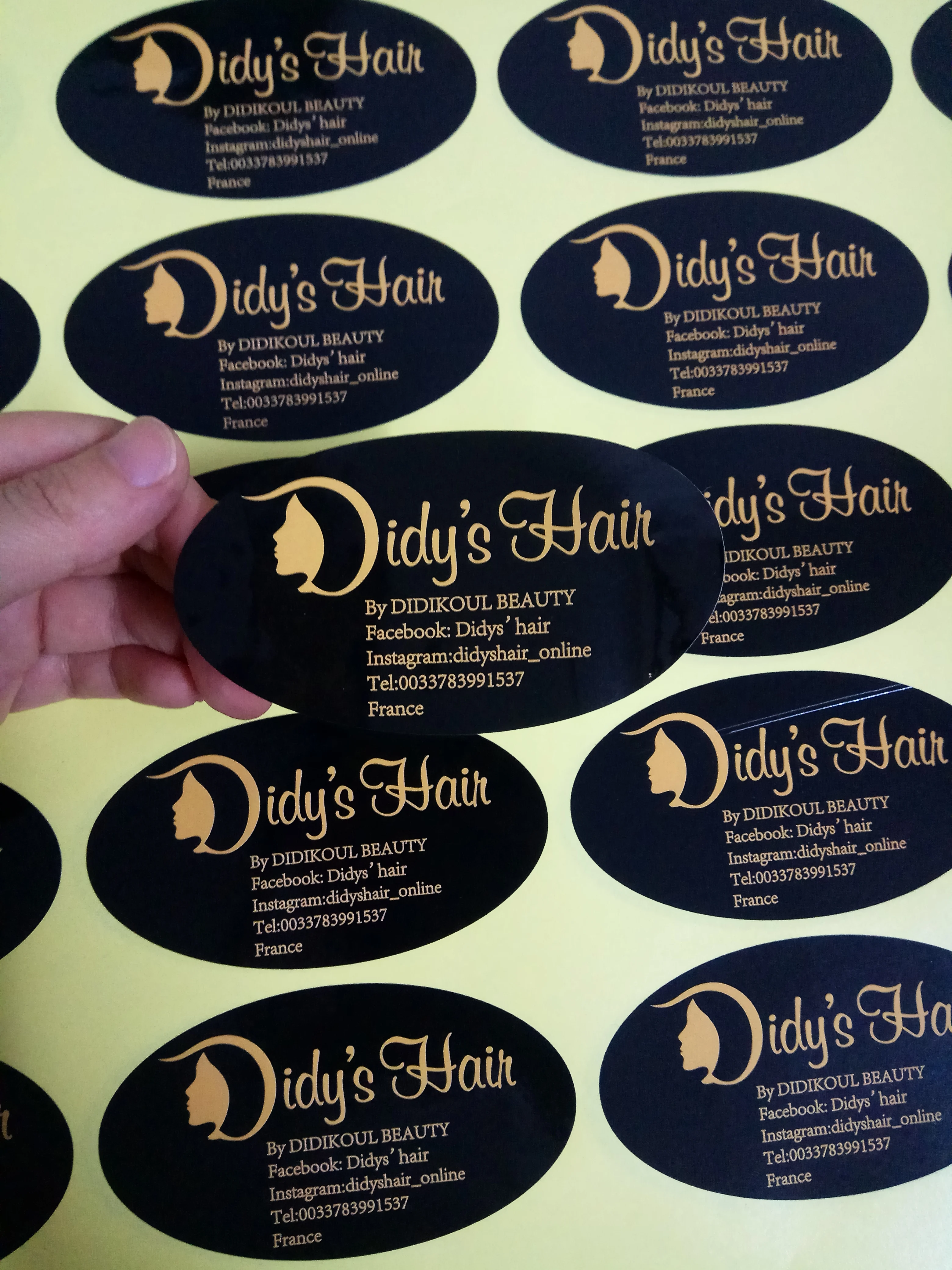 Cosmetic Bottle Package hair package Custom name logo metal stickers,luxury self adhesive personalized sticker label
Cosmetic Bottle Package hair package Custom name logo metal stickers,luxury self adhesive personalized sticker label