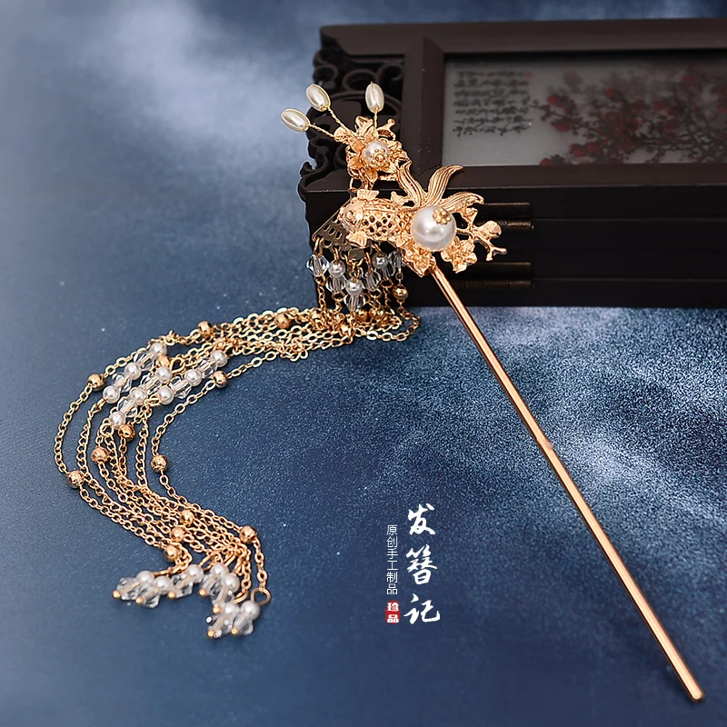 Ancient handmade gold Hair pin hair sticks comb clip bridel hair accessories Headwear for up-on kimono hanfu COSPLAY
Ancient handmade gold Hair pin hair sticks comb clip bridel hair accessories Headwear for up-on kimono hanfu COSPLAY