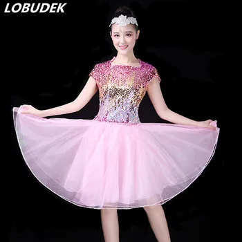 The latest fashion Sparkly Sequins Puffy dress stage wear Women Modern dance Costume Dancer Team Choir adult performance clothes
The latest fashion Sparkly Sequins Puffy dress stage wear Women Modern dance Costume Dancer Team Choir adult performance clothes