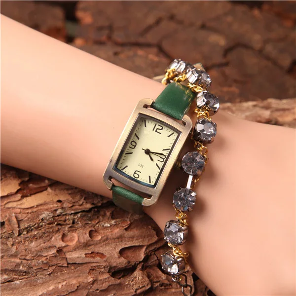 2018 Retro Women Watches Thin Chain Watch Men Gift Hour Wristwatch Sport Watch Clock Dress Ladies Watch Casual Female Clock
2018 Retro Women Watches Thin Chain Watch Men Gift Hour Wristwatch Sport Watch Clock Dress Ladies Watch Casual Female Clock