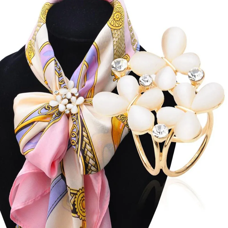 1pc Korean Fashion Beauty Butterfly Flower Rhinestone Scarves Clip Shawl Buckle New Charming Pin Up Gift Jewelry
1pc Korean Fashion Beauty Butterfly Flower Rhinestone Scarves Clip Shawl Buckle New Charming Pin Up Gift Jewelry