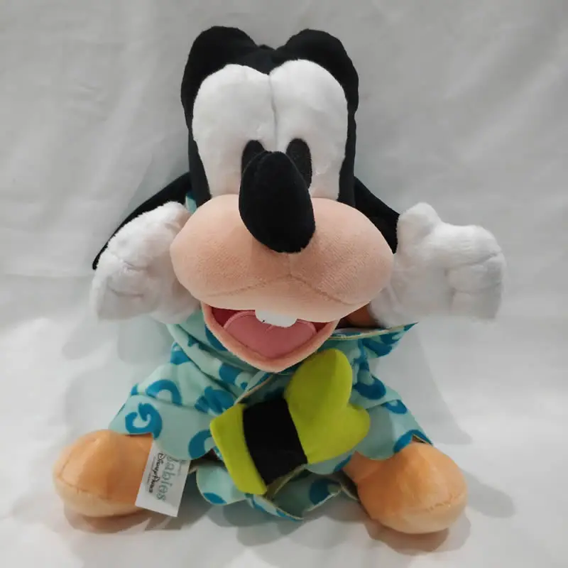 28cm Cute Mickey's Friend Baby Goofy Dog with Blanket Plush Toys soft kids doll for Children Gifts
28cm Cute Mickey's Friend Baby Goofy Dog with Blanket Plush Toys soft kids doll for Children Gifts