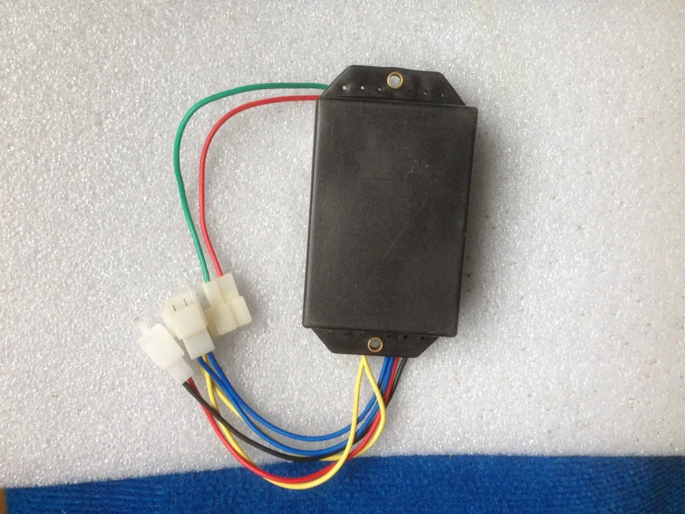 Free shipping PLY95S KI-DAVR-95S generator spare parts suit for kipor Kama Automatic Voltage Regulator
Free shipping PLY95S KI-DAVR-95S generator spare parts suit for kipor Kama Automatic Voltage Regulator
