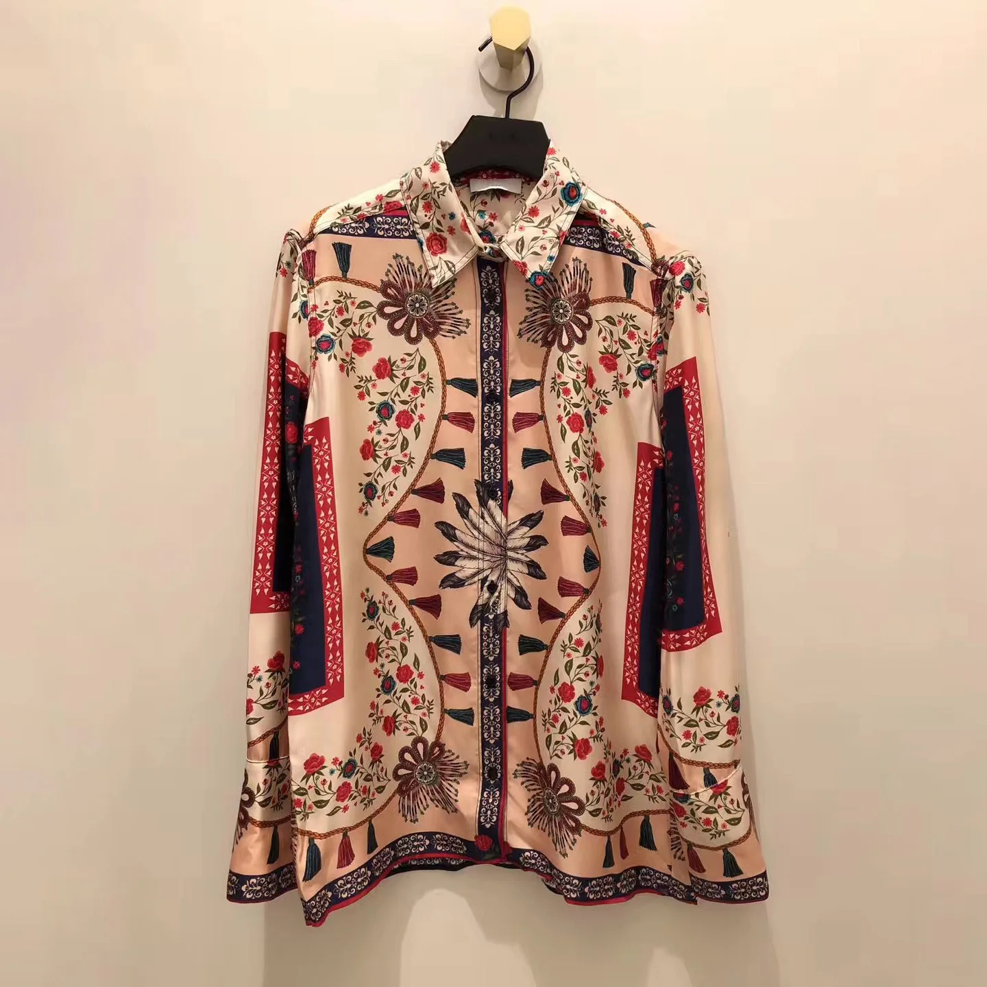 2019 Spring and Summer New Product Leader Women Casual Color Printing Long-sleeved Women's Shirt Print Shirt Blouse Women
2019 Spring and Summer New Product Leader Women Casual Color Printing Long-sleeved Women's Shirt Print Shirt Blouse Women