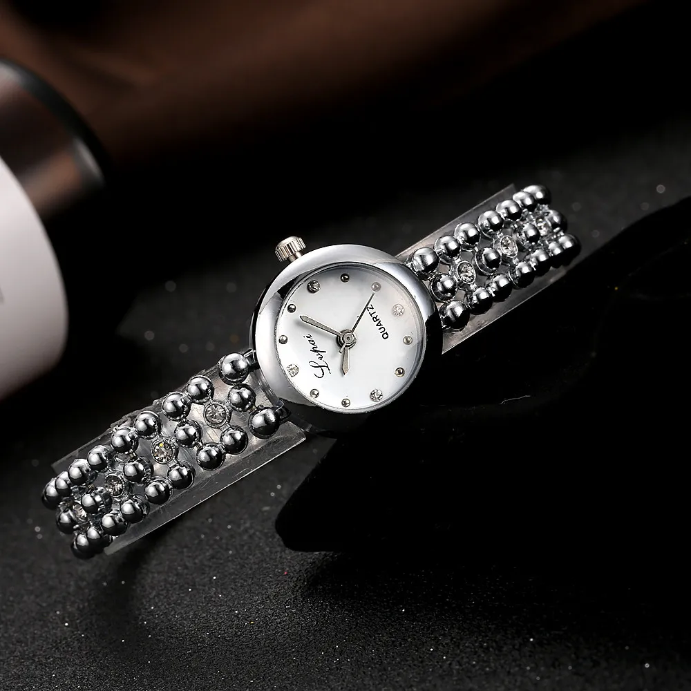 2019 LVpai Top Brand Women Bracelet Watch Luxury Rhinestone Gold Dress Watch Women Fashion Casual Quartz Wristwatch relogio Cloc
2019 LVpai Top Brand Women Bracelet Watch Luxury Rhinestone Gold Dress Watch Women Fashion Casual Quartz Wristwatch relogio Cloc