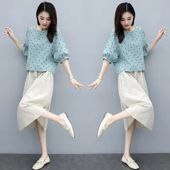 Women Plus Size Two Piece Set Polka Dot Top Solid Wide Leg Pants Suit Female Loose Women Suit
Women Plus Size Two Piece Set Polka Dot Top Solid Wide Leg Pants Suit Female Loose Women Suit