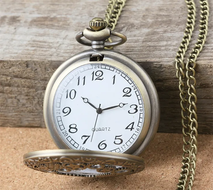 1pcs 47x68x15mm Antique Bronze Plated Vintage Alloy Jewelry Steampunk Wall Watch Brushed Men's Pocket Watch
1pcs 47x68x15mm Antique Bronze Plated Vintage Alloy Jewelry Steampunk Wall Watch Brushed Men's Pocket Watch