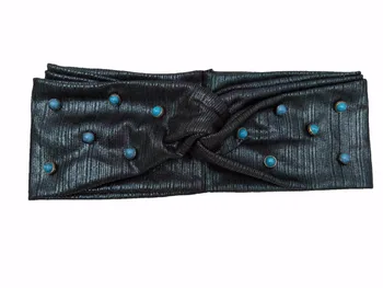 T186012 2018 Newest good stretch Polyester and spandex fashion eye-catching ,with blue bead jewelry charming turban hair band
T186012 2018 Newest good stretch Polyester and spandex fashion eye-catching ,with blue bead jewelry charming turban hair band