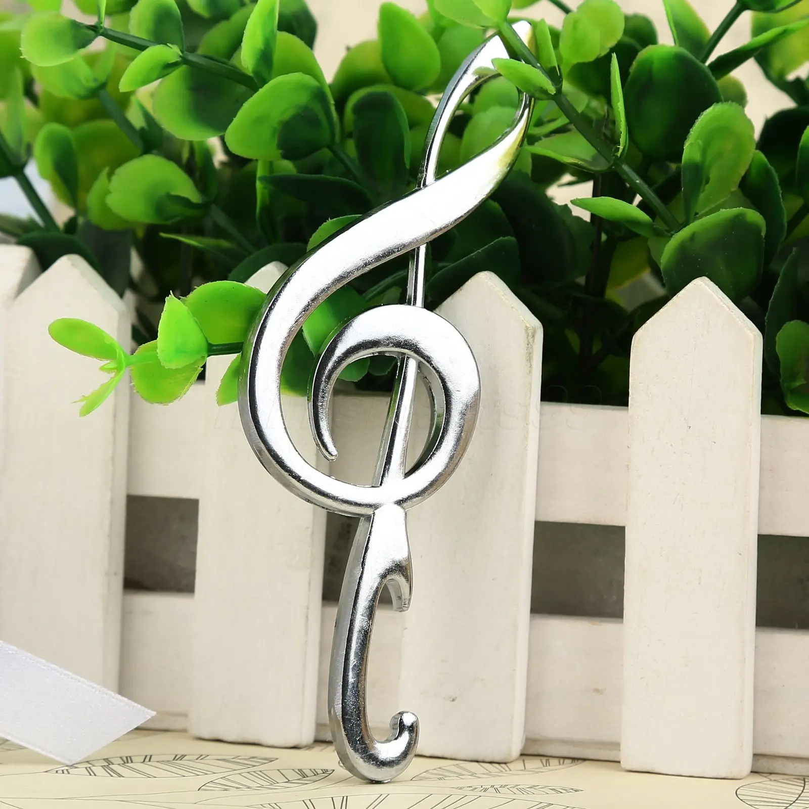 Creative Music Symbol Design Beer Bottle Opener Bridal Shower Wedding Party Birthday Favour Lovely Gift Kitchen Bar Tools
Creative Music Symbol Design Beer Bottle Opener Bridal Shower Wedding Party Birthday Favour Lovely Gift Kitchen Bar Tools