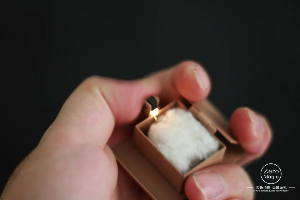 Fire Flame From Your Bare Hand,palm fire- magic tricks,gimmick,Fire Stage Magic prop magic toys retail and wholesale
Fire Flame From Your Bare Hand,palm fire- magic tricks,gimmick,Fire Stage Magic prop magic toys retail and wholesale