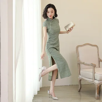 Traditional Chinese Women Mandarin Collar Qipao Sexy Silm Plaid Cheongsam Summer New Short Sleeve Dress Size 3XL
Traditional Chinese Women Mandarin Collar Qipao Sexy Silm Plaid Cheongsam Summer New Short Sleeve Dress Size 3XL