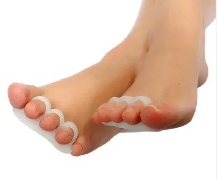 1Pair Silicone Gel Hammer Toe Separator Correction Straightener Orthopedic Metatarsal Rings Feet Care Shoes Cushion foot Pads
1Pair Silicone Gel Hammer Toe Separator Correction Straightener Orthopedic Metatarsal Rings Feet Care Shoes Cushion foot Pads