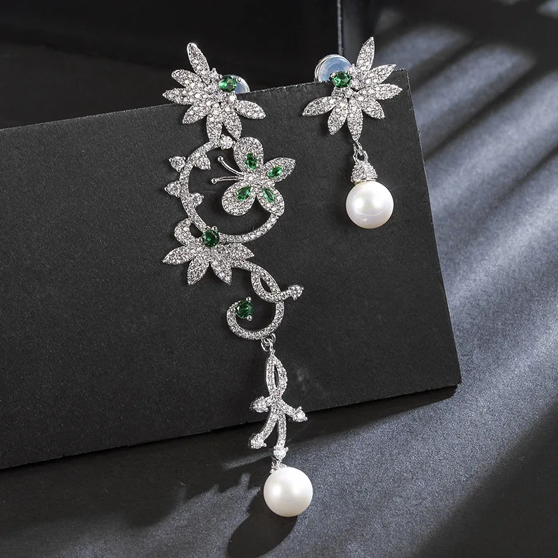 New Style Creative Butterfly Flower Earring Fashion Long Asymmetry AAA Zircon Earrings For Women ZK40
New Style Creative Butterfly Flower Earring Fashion Long Asymmetry AAA Zircon Earrings For Women ZK40
