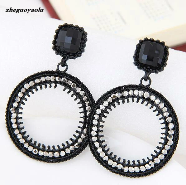 Boucle D'oreille Femme 2017 Exaggerated Large Circle Rhinestone Crystal Dangle Drop Earrings For Women Drops Earrings
Boucle D'oreille Femme 2017 Exaggerated Large Circle Rhinestone Crystal Dangle Drop Earrings For Women Drops Earrings