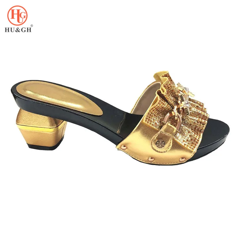 New African Style Women Shoe Gold Color Italian Women Sandals Nigerian Women Wedding Shoe Decorated with Rhinestone Party Shoes
New African Style Women Shoe Gold Color Italian Women Sandals Nigerian Women Wedding Shoe Decorated with Rhinestone Party Shoes