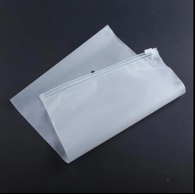 25*30cm frosted plastic,bag with custom single color logo print garment plastic bag Ziplock packaging bag
25*30cm frosted plastic,bag with custom single color logo print garment plastic bag Ziplock packaging bag