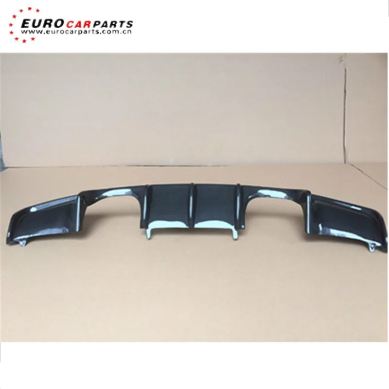 E92 M3 V-style carbon fiber diffuser fit for E92 M3 2006-2011year M3 diffuser for E92 M3 rear diffuser E92 car style carbon part
E92 M3 V-style carbon fiber diffuser fit for E92 M3 2006-2011year M3 diffuser for E92 M3 rear diffuser E92 car style carbon part
