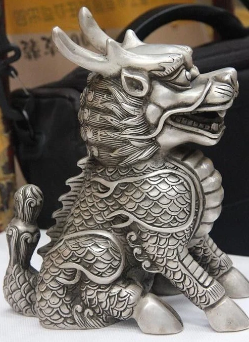 China Royal White Copper Silver Dragon Kirin Kylin Chi-lin Foo Dog beast statue
China Royal White Copper Silver Dragon Kirin Kylin Chi-lin Foo Dog beast statue