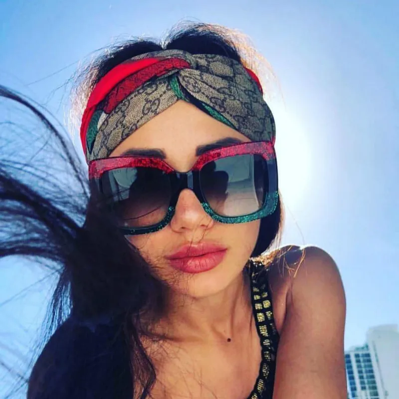 Fashion Big Square sunglasses classic Women Vintage Brand sun glasses Men Red green Eyewear UV400
Fashion Big Square sunglasses classic Women Vintage Brand sun glasses Men Red green Eyewear UV400