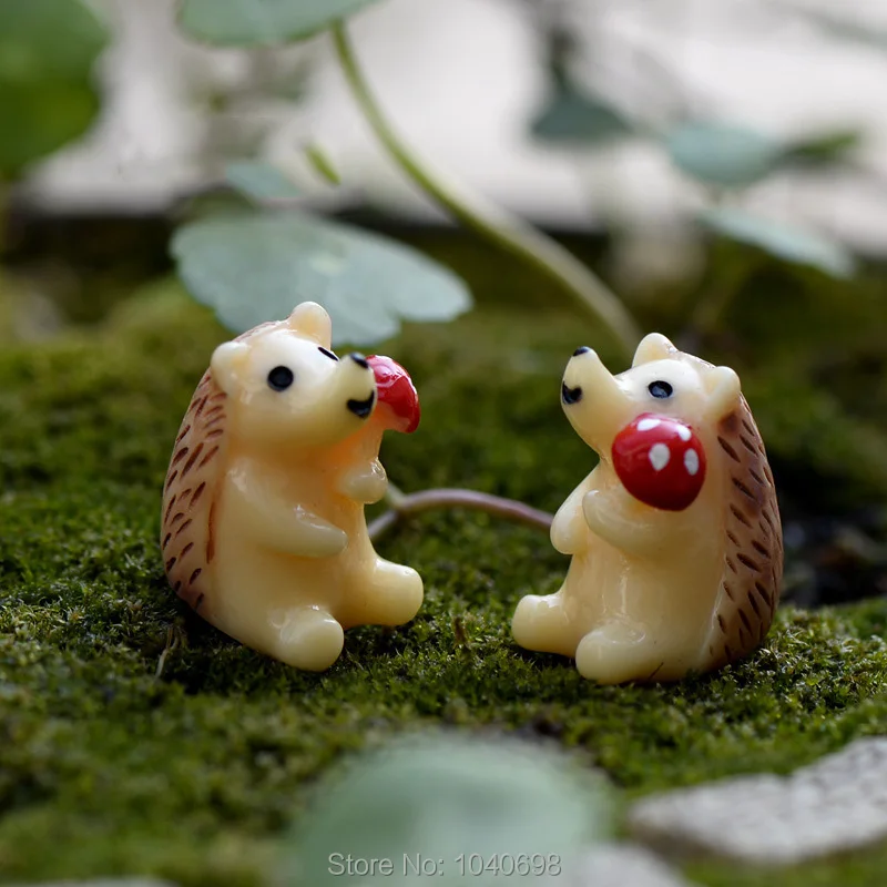 100pcs/lot resin solid hedgehog with mushroom 22mm Ornaments Micro landscape Ornaments Creative Home Gardening Decoration 
100pcs/lot resin solid hedgehog with mushroom 22mm Ornaments Micro landscape Ornaments Creative Home Gardening Decoration
