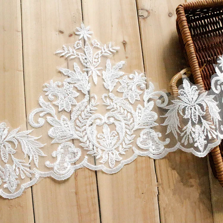 2yards/lot off white elegant mbroidery lace trim wedding dress veil hair accessory handmade diy material clothes skirt 23cm
2yards/lot off white elegant mbroidery lace trim wedding dress veil hair accessory handmade diy material clothes skirt 23cm