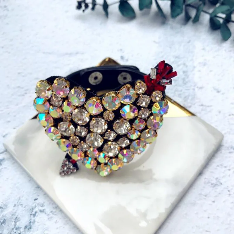 Luxury Classic Crystal leather Bracelets Bangles Fashion Party Jewelry Love Bracelets for Women accessories
Luxury Classic Crystal leather Bracelets Bangles Fashion Party Jewelry Love Bracelets for Women accessories