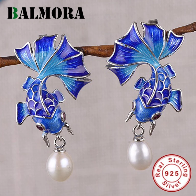 BALMORA 925 Sterling Silver Simulated-Pearl Goldfish Retro Stud Earrings for Women Enameling Ethnic Fashion Jewelry Brincos
BALMORA 925 Sterling Silver Simulated-Pearl Goldfish Retro Stud Earrings for Women Enameling Ethnic Fashion Jewelry Brincos