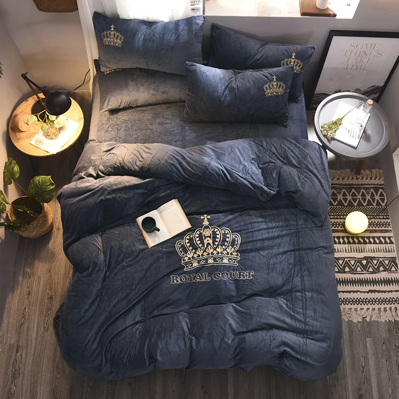 Crystal Flannel Crown Bedding Set Winter Warm Fleece Gold Embroidered Quilt Set Sheet Queen Extra Large
Crystal Flannel Crown Bedding Set Winter Warm Fleece Gold Embroidered Quilt Set Sheet Queen Extra Large
