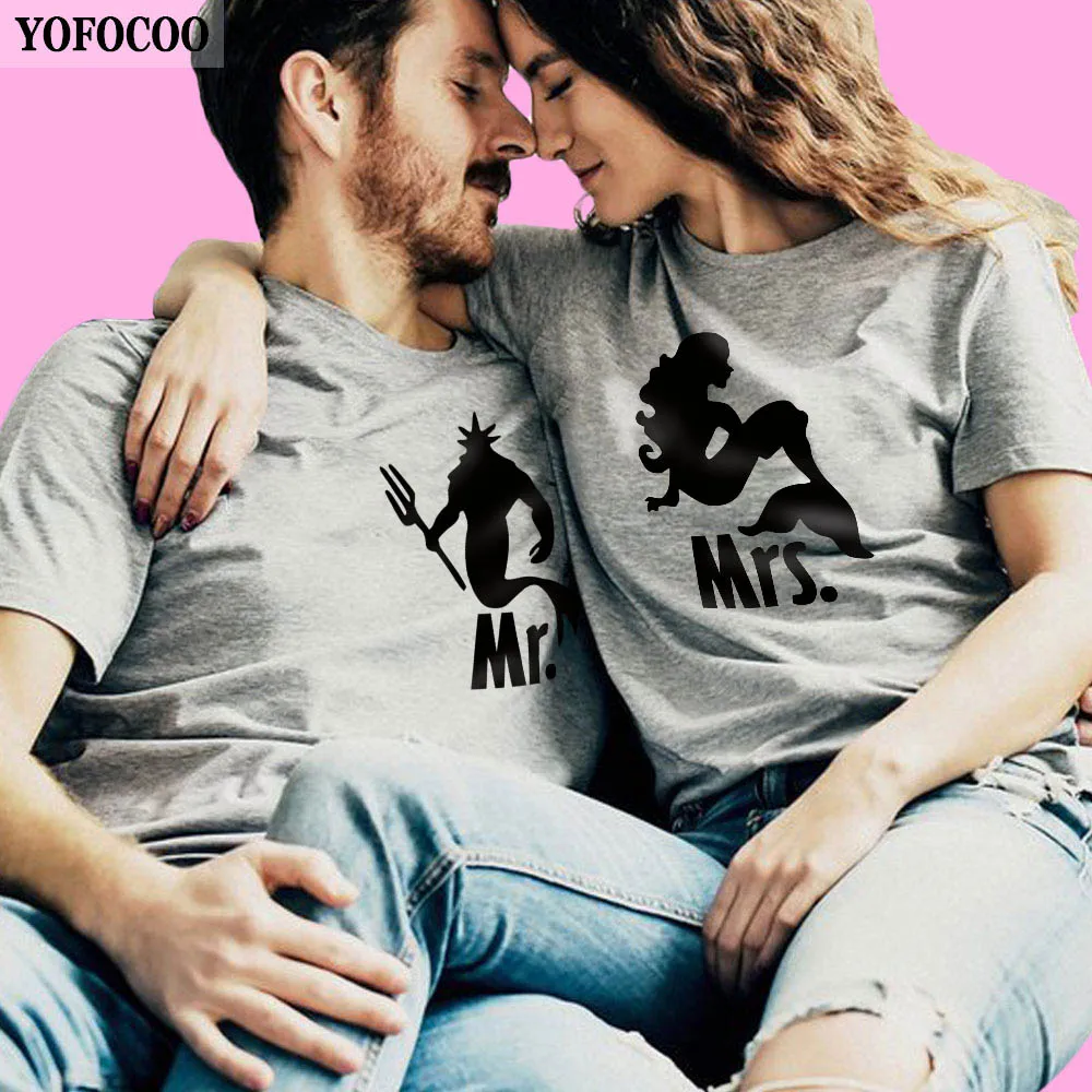 YOFOCOO 2019 Mr And Mrs Valentines Gift Printing Couple Summer Matching Clothes Attraction Couple O-Neck T-Shirt for Lovers
YOFOCOO 2019 Mr And Mrs Valentines Gift Printing Couple Summer Matching Clothes Attraction Couple O-Neck T-Shirt for Lovers