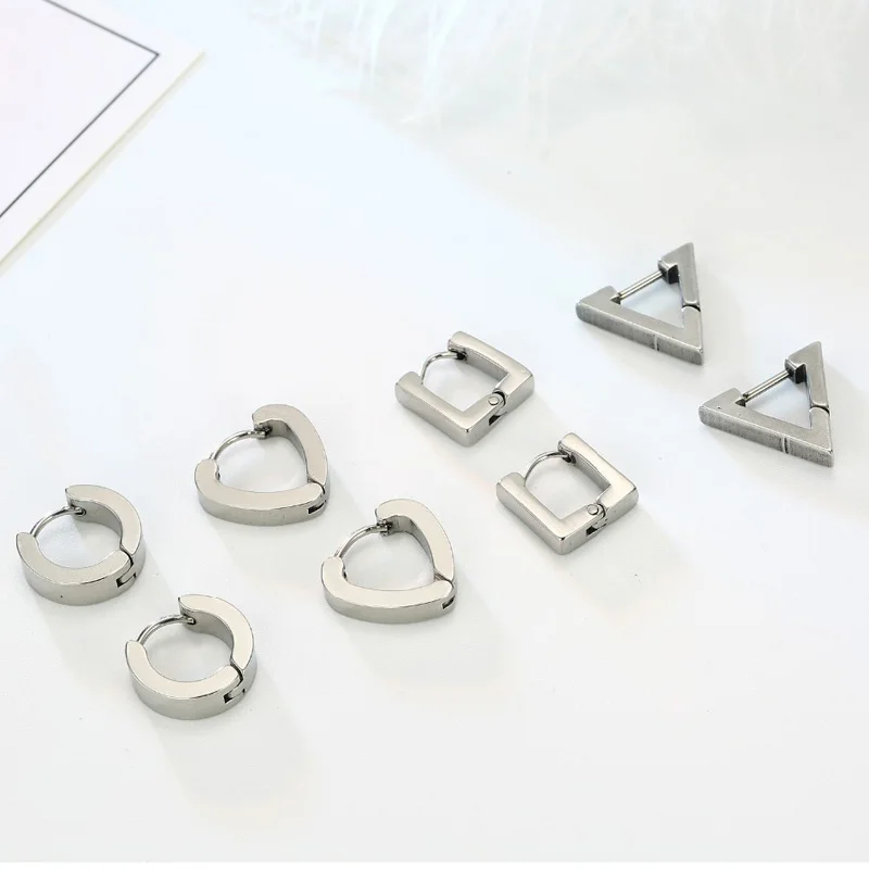 WTLTC Small Tiny Round Heart Hoop Earrings for Women Simple Geometric Hoops Earrings Steampunk Huggies Earrings Chic Jewelry 1cm
WTLTC Small Tiny Round Heart Hoop Earrings for Women Simple Geometric Hoops Earrings Steampunk Huggies Earrings Chic Jewelry 1cm