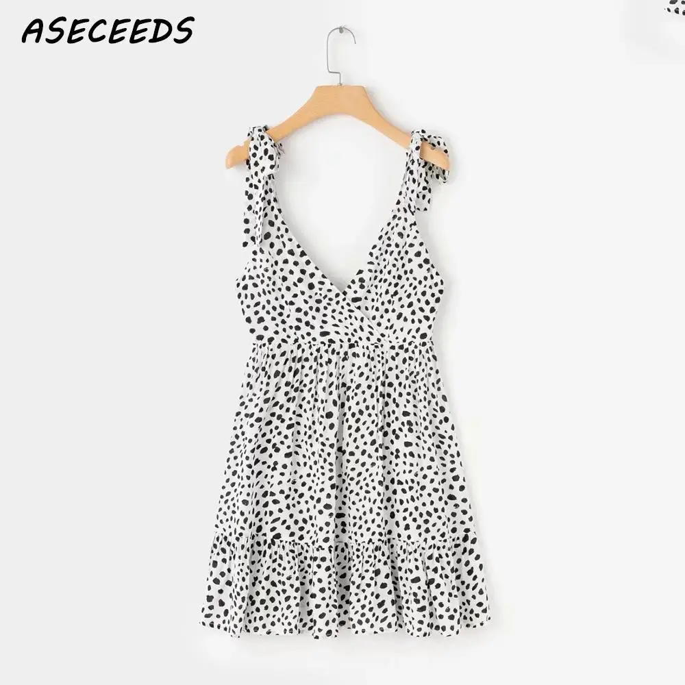 2019 Summer boho style beach mini dress women vintage leopard dress elegant sexy spaghetti strap female white dress vestidos
2019 Summer boho style beach mini dress women vintage leopard dress elegant sexy spaghetti strap female white dress vestidos