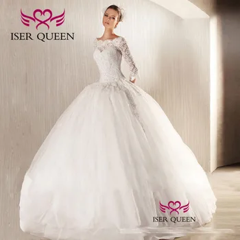 Three Quarter Sleeves Boat Neckline Delicate Embroidery by Handmade Ball Gown Tiered Sheer Ivory Color Bridal Dresses w0139
Three Quarter Sleeves Boat Neckline Delicate Embroidery by Handmade Ball Gown Tiered Sheer Ivory Color Bridal Dresses w0139