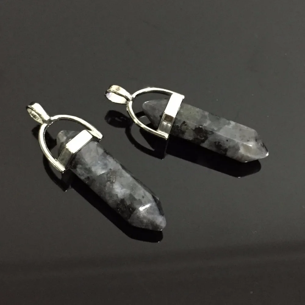 Retro Black Labradorite Pendants Silver Color Bullet Hexagonal Pendulum Chakra Reiki Stone Pendants fit Necklaces Women Male
Retro Black Labradorite Pendants Silver Color Bullet Hexagonal Pendulum Chakra Reiki Stone Pendants fit Necklaces Women Male