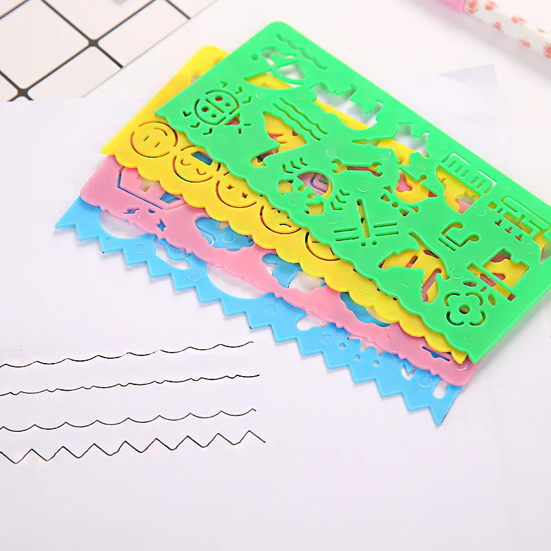 4pcs Creative Spirograph Drawing Toys Set Children Learn Painting Toy Spiral Design Fun Education Kids Drawing Toys set
4pcs Creative Spirograph Drawing Toys Set Children Learn Painting Toy Spiral Design Fun Education Kids Drawing Toys set