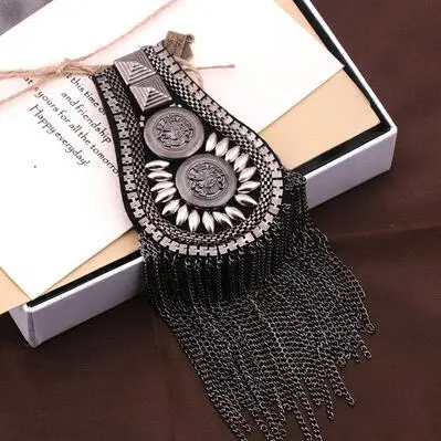 Blazer epaulet /kpop handmade fringed/tassel metal punk shoulder epaulette/spikes brooch women men suit accessories/wholesale
Blazer epaulet /kpop handmade fringed/tassel metal punk shoulder epaulette/spikes brooch women men suit accessories/wholesale