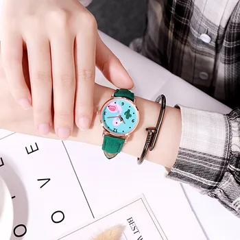 Fashion contracted children's cartoon swan small digital disk fashion belt quartz watch
Fashion contracted children's cartoon swan small digital disk fashion belt quartz watch