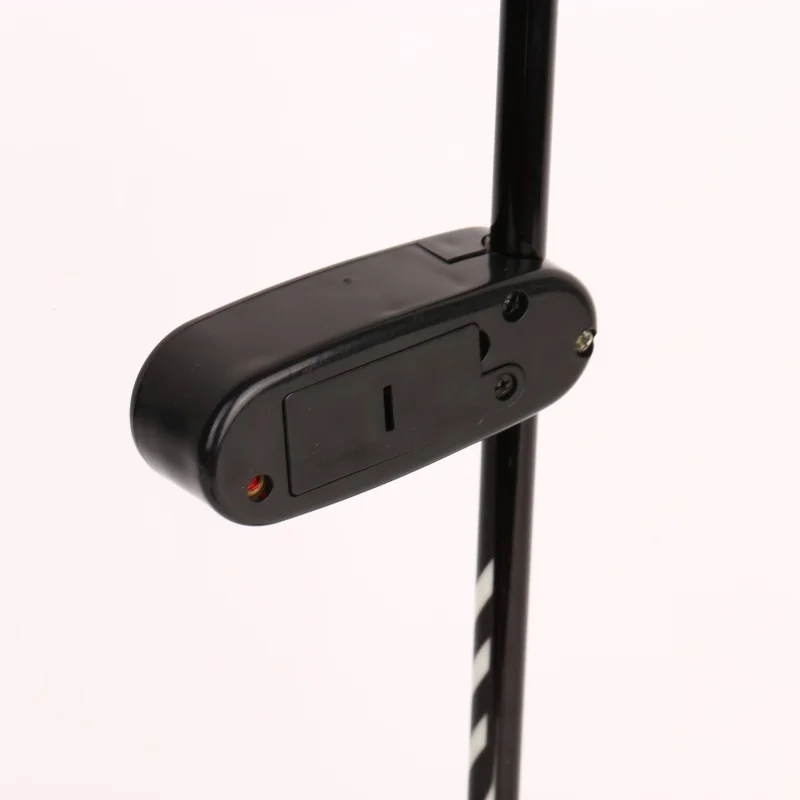 Golf Putter Laser Pointer Putting Training Aim Line Corrector Improve Aid Tool Practice Golf Accessories Black
Golf Putter Laser Pointer Putting Training Aim Line Corrector Improve Aid Tool Practice Golf Accessories Black