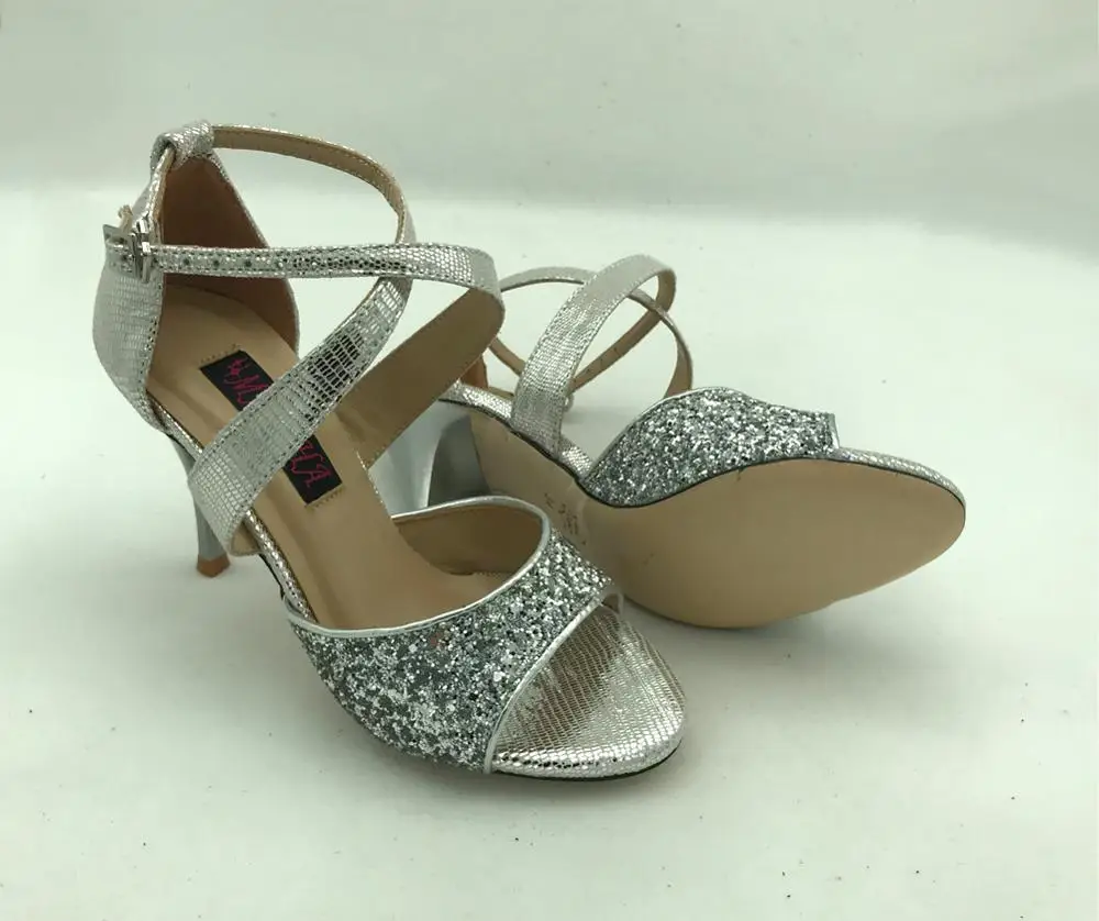 Comfortable and Fashional Argentina Tango Dance Shoes Party Shoes Wedding Shoes leather outsole T62100SLG in 9cm heel
Comfortable and Fashional Argentina Tango Dance Shoes Party Shoes Wedding Shoes leather outsole T62100SLG in 9cm heel