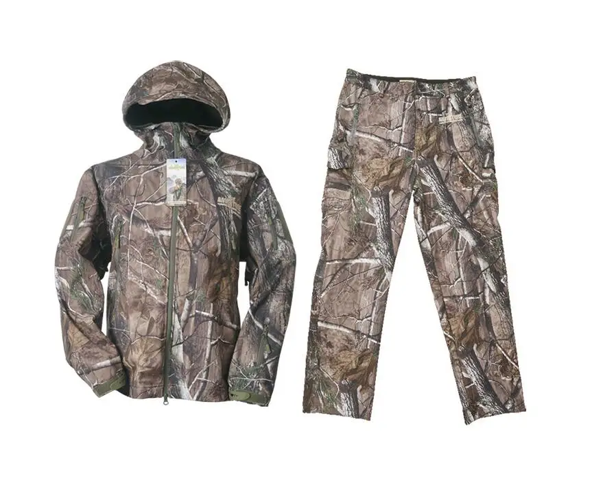 2018 New Hunting jacket+ hunting pants Outdoor camouflage hunting Soft shell shooting climbing fishing waterproof breathable
2018 New Hunting jacket+ hunting pants Outdoor camouflage hunting Soft shell shooting climbing fishing waterproof breathable