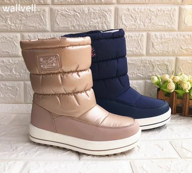 wallvell Export to Russian girls snow boots winter boots non-slip waterproof cotton boots plus hair thickening 
wallvell Export to Russian girls snow boots winter boots non-slip waterproof cotton boots plus hair thickening
